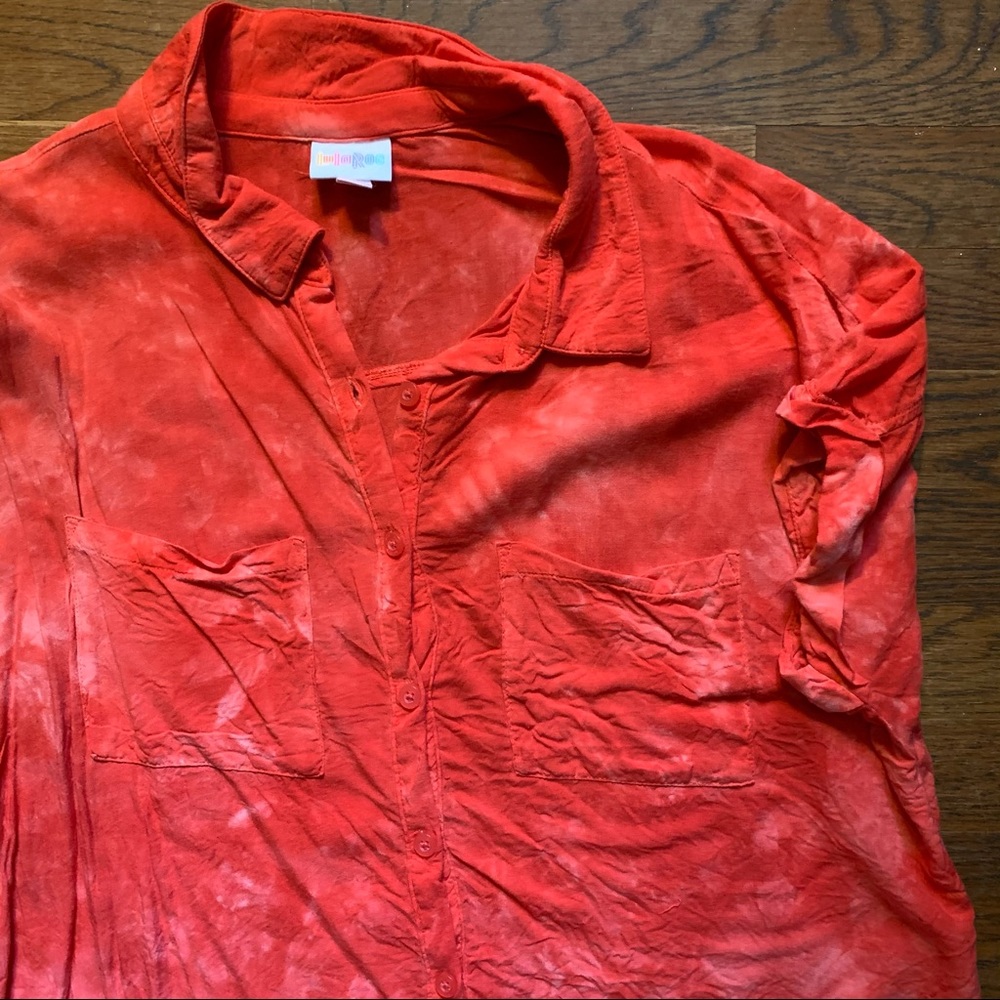 LulaRoe Amy shirt